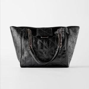NWT Zara Soft Rocker Tote Bag in Black